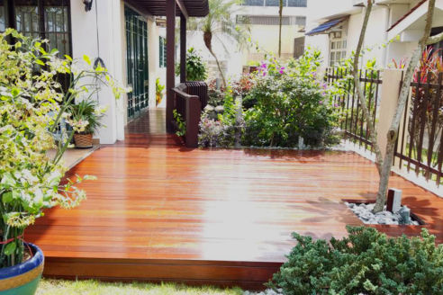 Hardscape-Timber Decking